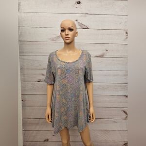 Lularoe Perfect T- Large